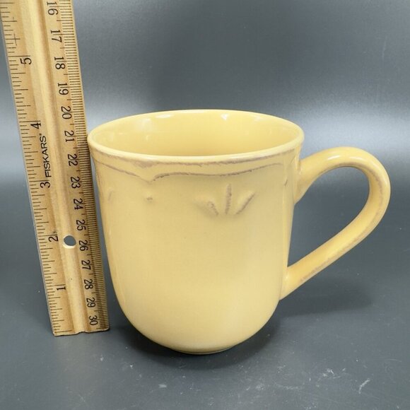 Thomson Pottery Beige Tan Ceramic Coffee Mug Cup Set 2 Mugs Cups Raised Edge VTG - Picture 5 of 16